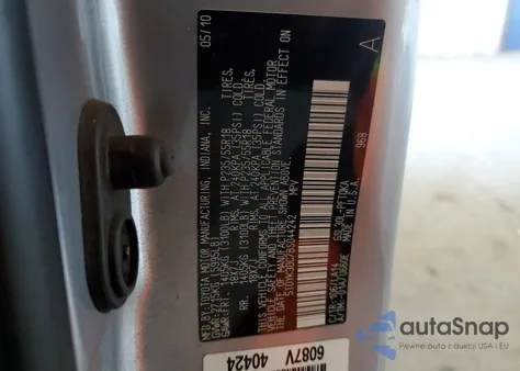 2011 Toyota Sienna Xle z USA, uszkodzony, nr VIN 5TDYK3DC7BS044242